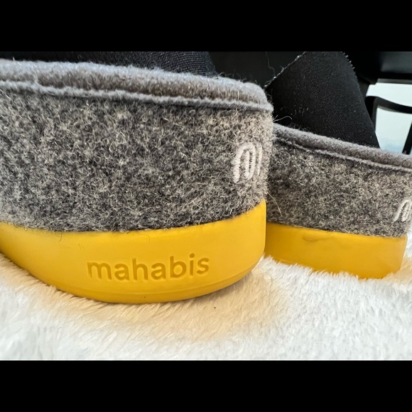 Mahabis Classic Bedroom Slippers, Size 37 Gray MSRP $109 - Picture 3 of 5